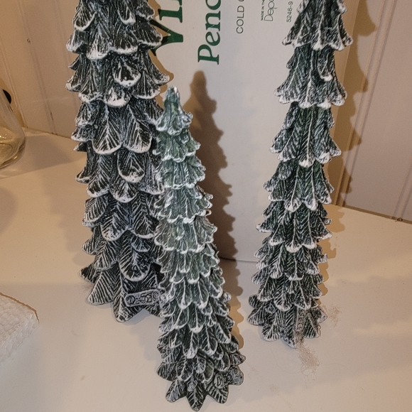 villager Pencil Pines with Snowy Green Finish - Picture 2 of 3
